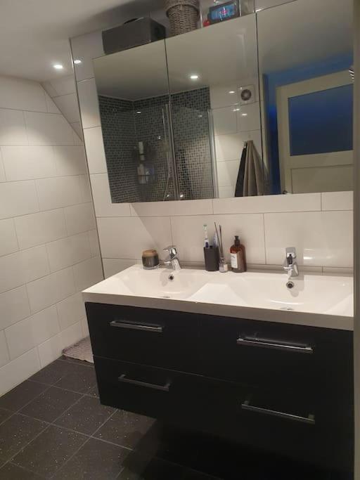 Modern Loftsleilighet فردريكسْتاد المظهر الخارجي الصورة